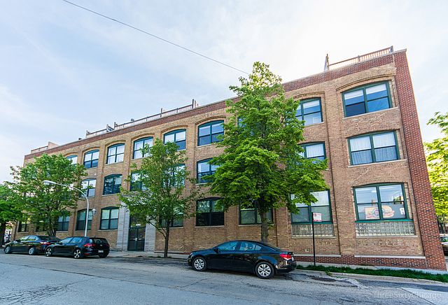1st image of 3201 N Ravenswood Ave