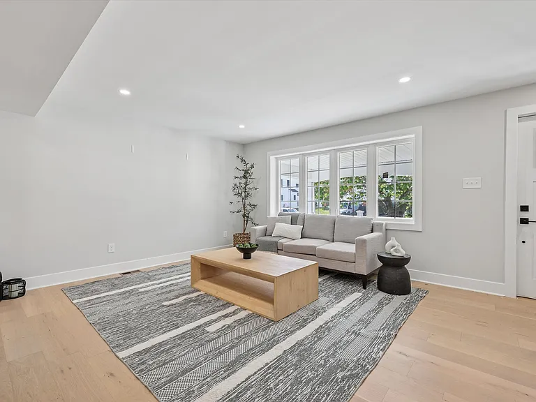 3 Wilmer Ave — Photo 5