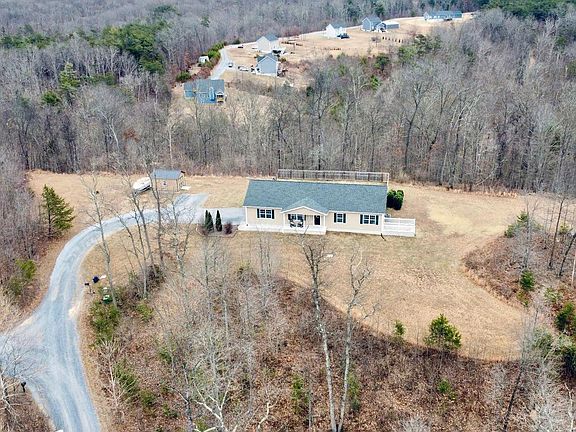 3rd image of 886 Pale Magnolia Dr