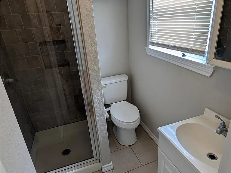 6523 1/2 Avenue C #A — Photo 4