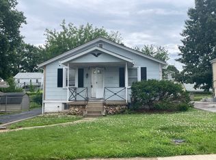 9420 Echo Ln, Saint Louis, MO 63114