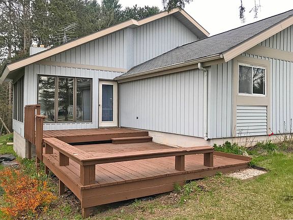 3rd image of 513 Hillcrest Dr