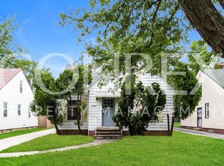 20507 Sunset Dr, Beachwood, OH 44122