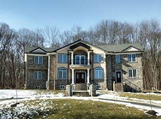 8 Syldeo Dr, Parsippany, NJ 07054