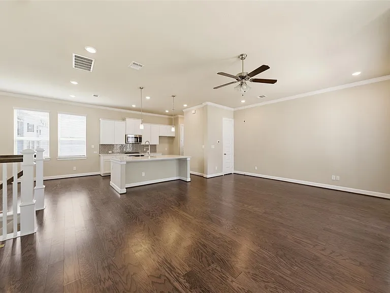 12006 Ridgewood Hill Dr — Photo 14