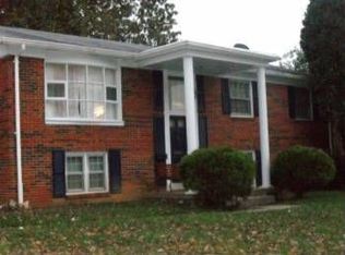 4811 Kilbane Rd, Woodbridge, VA 22193