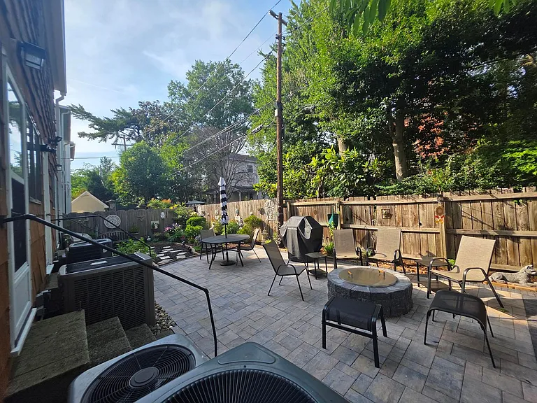 714 Redgate Ave #5 — Photo 17