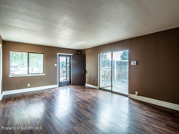 3rd image of 2100 E 17th St