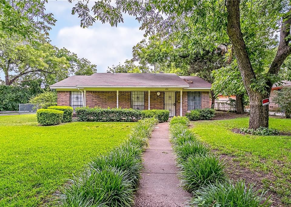 1st image of 4806 Paloduro Ln