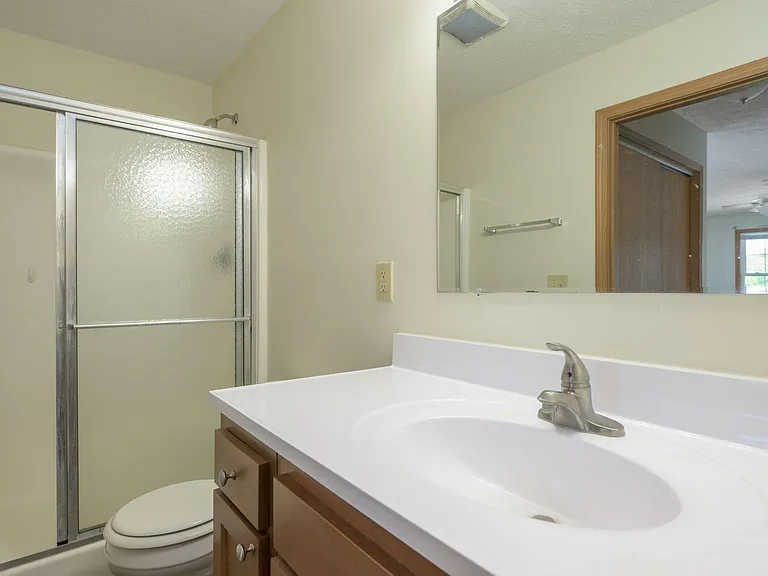 3919-3943 Long Dr — Photo 13