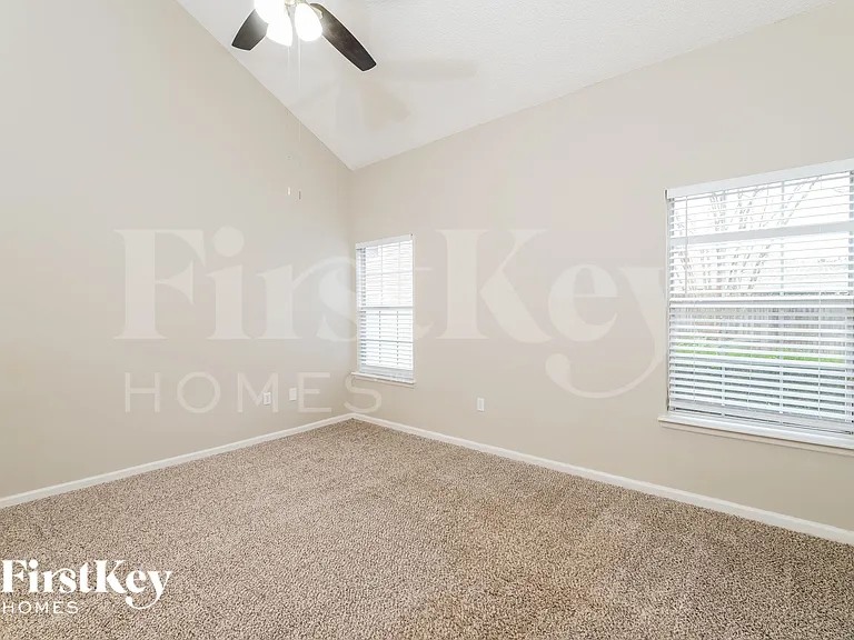 9515 Southbrook Dr — Photo 9
