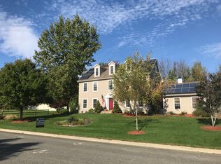 9 County Ct, Pittsfield, MA 01201