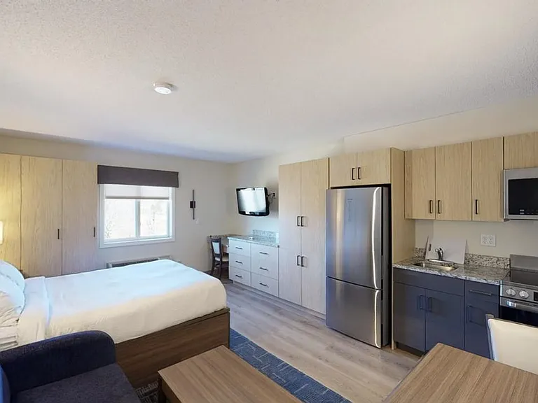 Residences at Solomon Pond — Photo 13