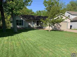 3024 SW Tutbury Town Rd, Topeka, KS 66614