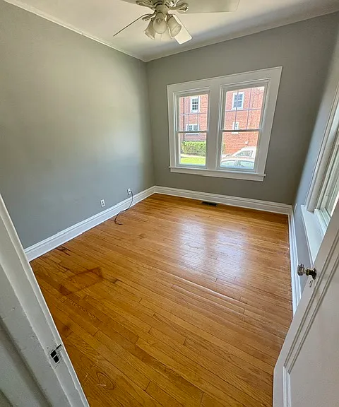 5246 Washington St — Photo 12
