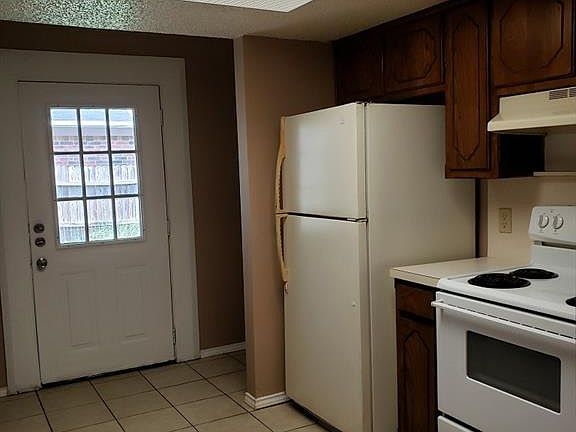 4th image of 5029 Winder Ct APT B