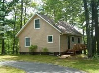 6441 Douglas Lake Rd, Johannesburg, MI 49751