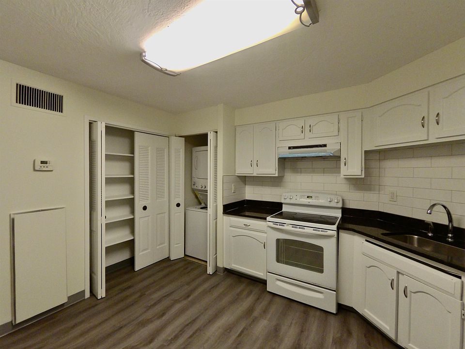 1st image of 609 Harmon Cove Tower #609