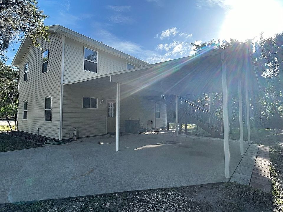 2nd image of 4415 2nd St