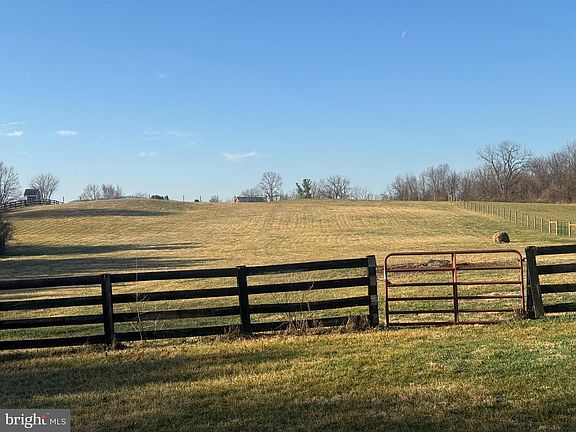 5th image of 171 Laurel Grove Rd