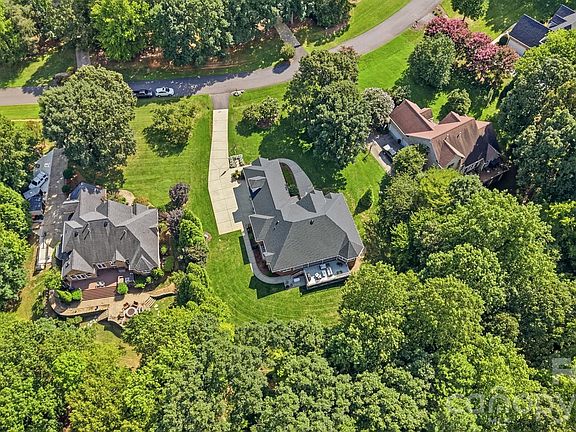 4th image of 5744 Natoma Rd