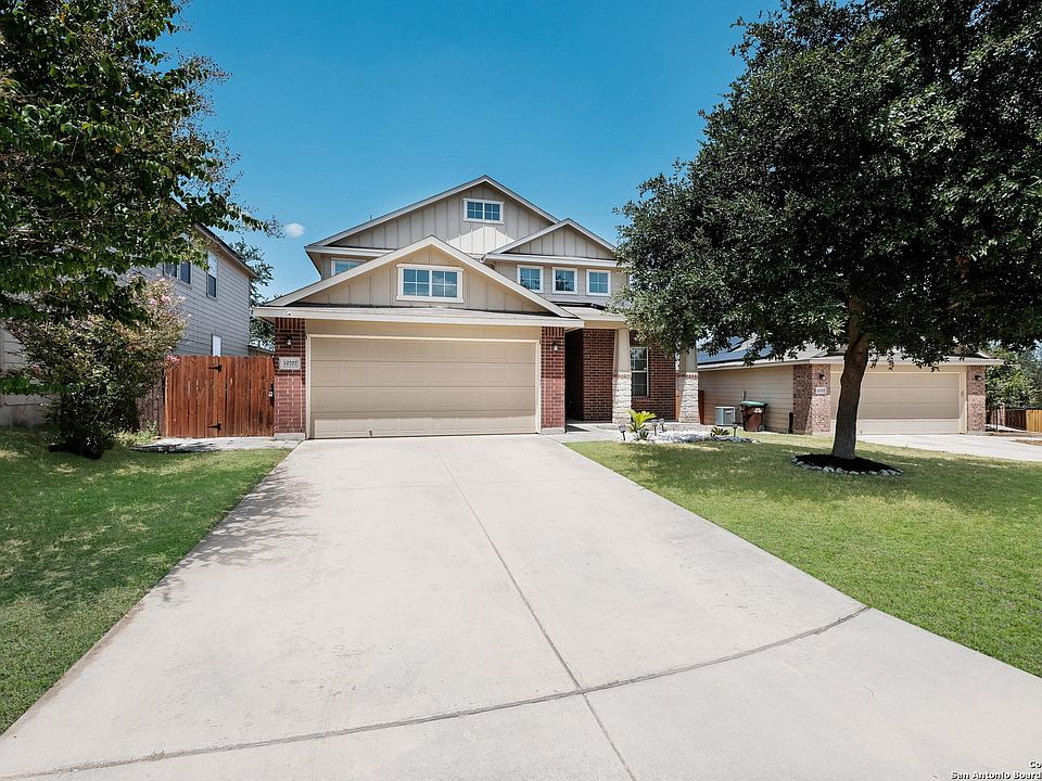 1st image of 10707 BAYHILL DEN