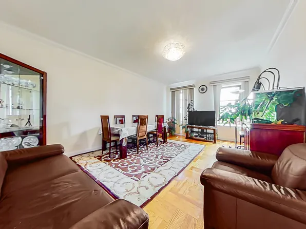 83-44 Lefferts Boulevard image 9 of 25