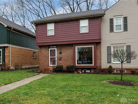 2nd image of 16 Nicholson Ct #14