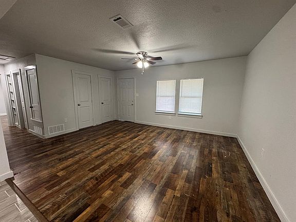 2nd image of 309 Hillcrest St #309
