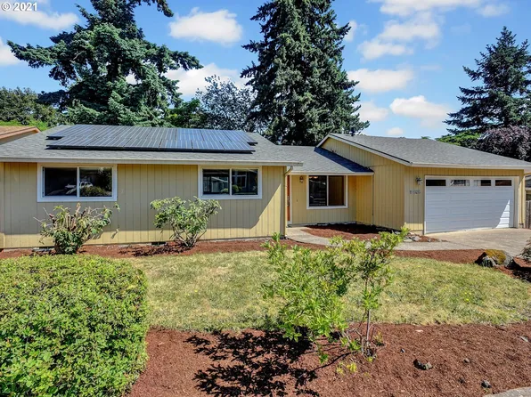 12025 SW Springwood Dr, Tigard, OR 97223