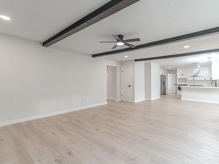 28814 Enchanted Dr — Photo 11