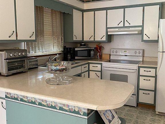 5th image of 7109 S Hibiscus Dr