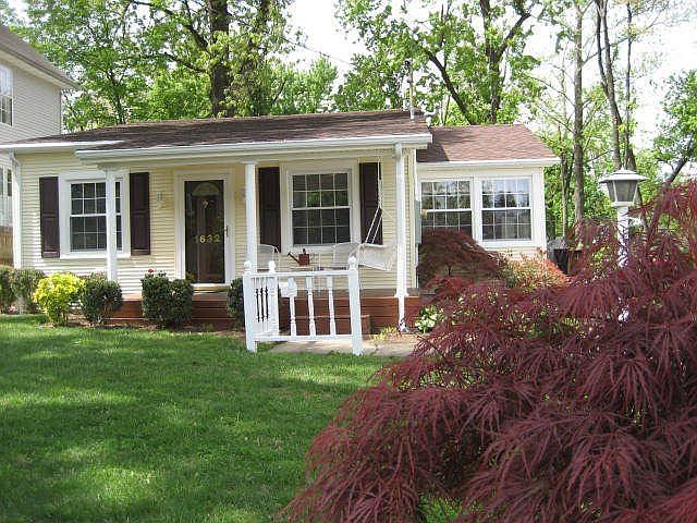 1st image of 1632 Cary Ct
