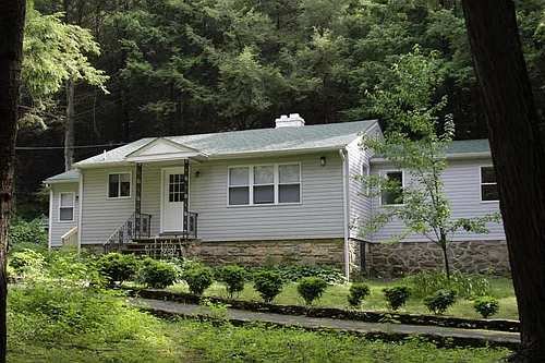 125 Stoney Brook Ln Photo 1