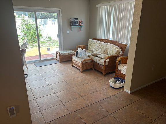 4th image of 7715 9th Avenue Dr NW