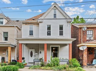 38 Exeter St, Pittsburgh, PA 15217