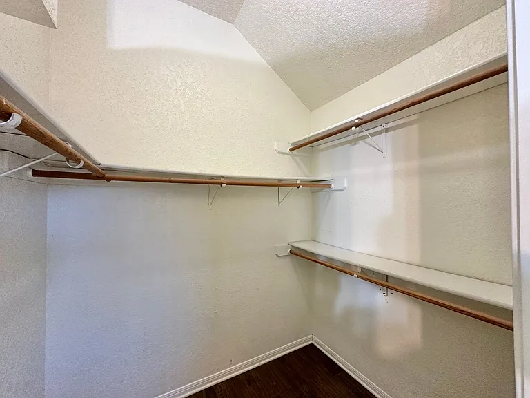 1114 Boulder Run — Photo 23