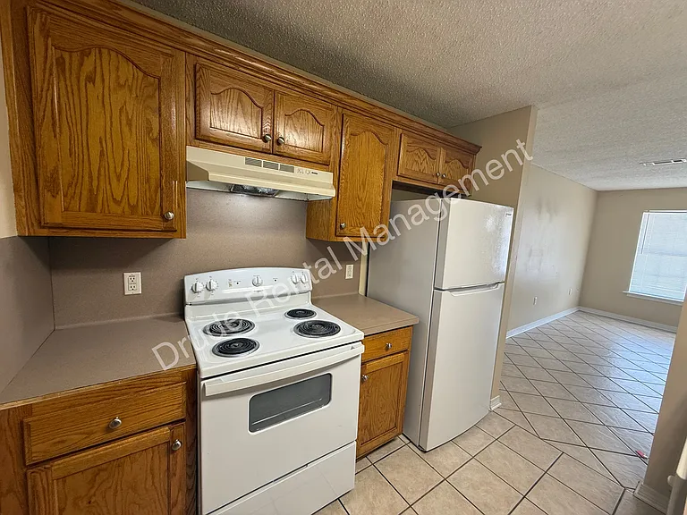508 Cedar Ln — Photo 18