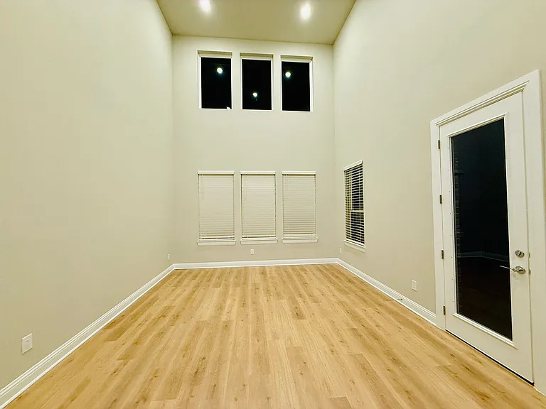 5612 Bonnie Dr — Photo 10