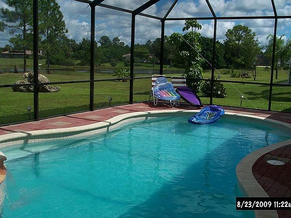 5th image of 845 Warren Ct