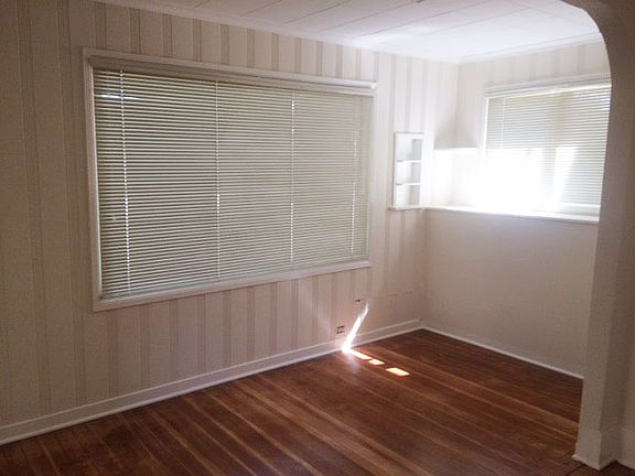 4th image of 222 E La Veta Ave