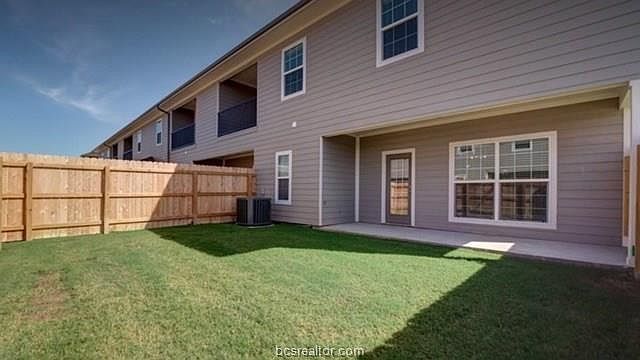 2nd image of 3334 Papa Bear Dr