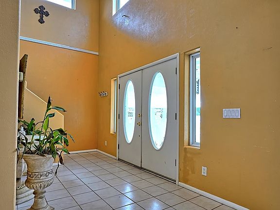 2nd image of 47 Meadow Dr
