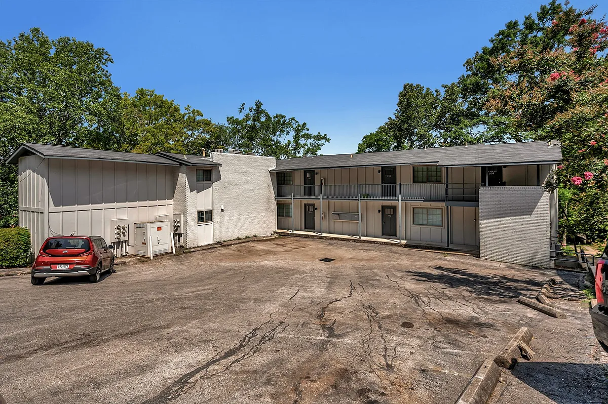 Building Photo - Towncrest Apartments