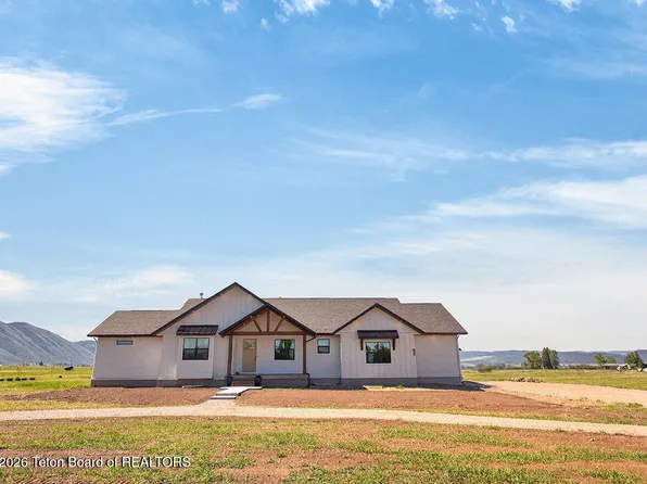 136 Quiet Cove Rd, Afton, WY 83110