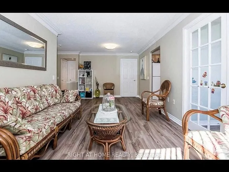 55 Strathaven Dr #604 — Photo 2