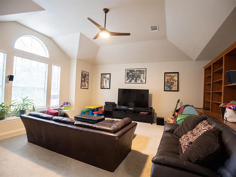 9920 Spicewood Mesa — Photo 19