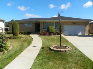 8044 W Gregory St, Chicago, IL 60656