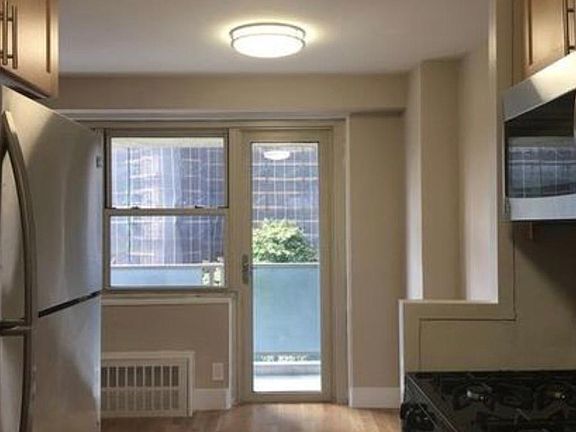3rd image of 81 Riverdale Ave #8H