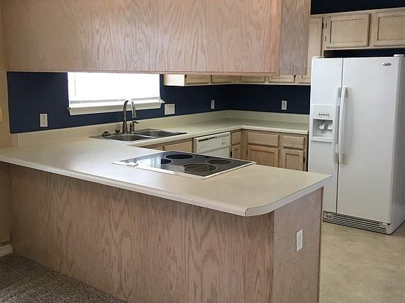 4th image of 164 Wildflower Ln